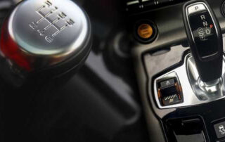 manual vs automatic driving lessons in ireland